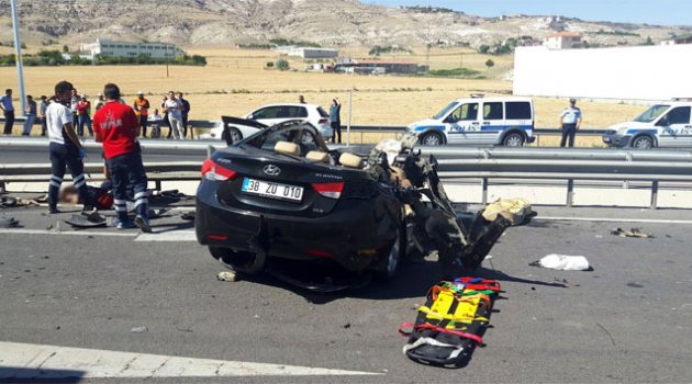 Kayseri'de trafik kazası: 4 ölü, 2 yaralı