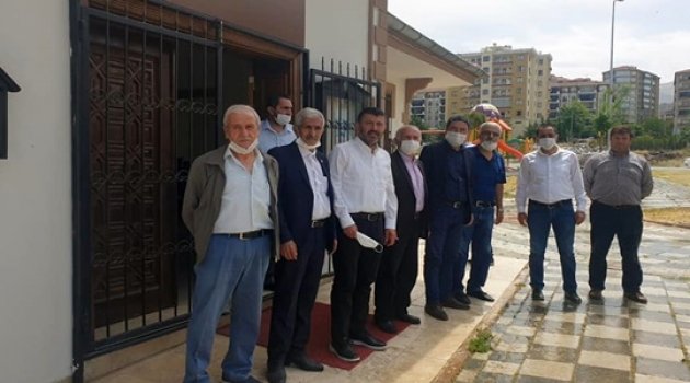 "Görevimiz ayrım yapmadan hizmet"