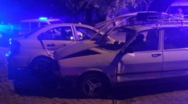 Kırıkkale'de trafik kazası: 3 yaralı