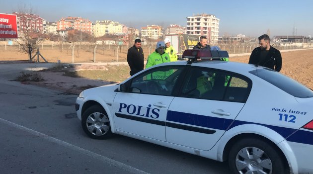 Konya'da kamyonet yan yattı: 9 yaralı