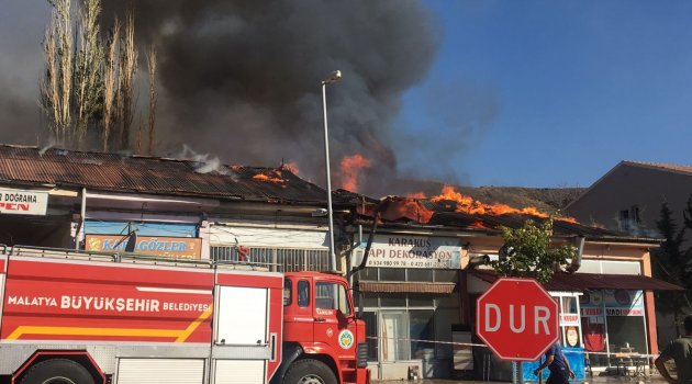 Kuluncak Sanayi sitesinde yangın