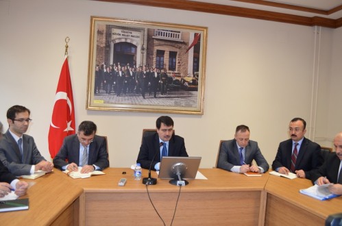 KURUM MÜDÜRLERİ İLE DEĞERLENDİRME TOPLANTISI YAPILDI