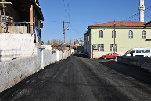 Malatya Belediyesi asfaltlama çalışmalarını sürdürüyor
