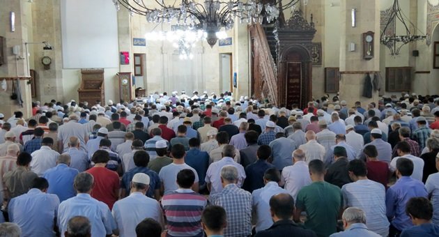 Malatya'da ilk Teravih Namazı Kılındı