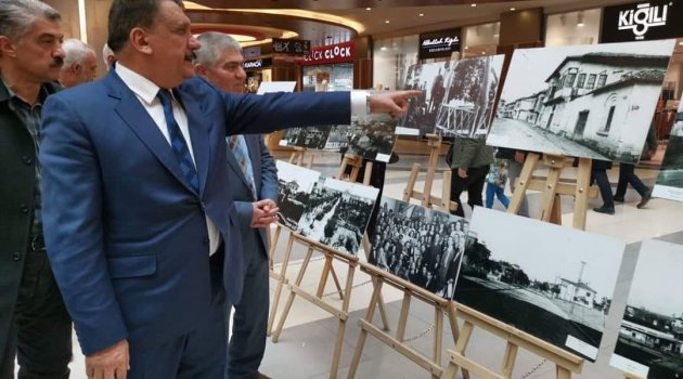 Malatya Park'ta Atatürk sergisi açıldı