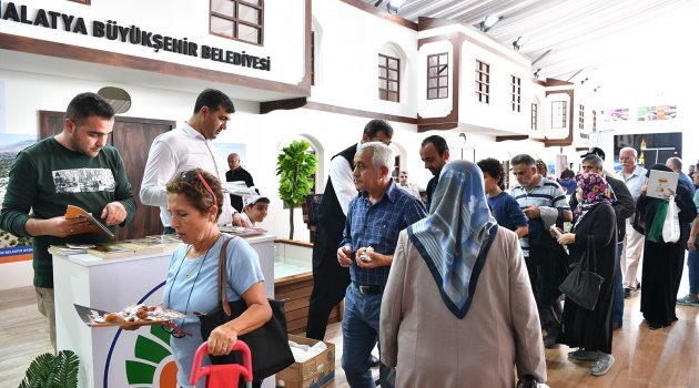 Malatya Tanıtım Günlerinde yüz binler Yenikapı'yı ziyaret etti