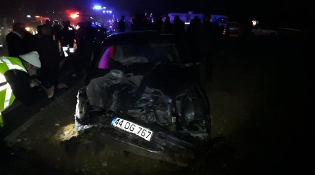 Kafa kafaya çarpıştılar: 3 ölü, 3 yaralı