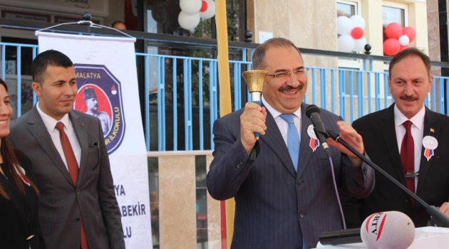 Malatya'da ilk ders zili çaldı