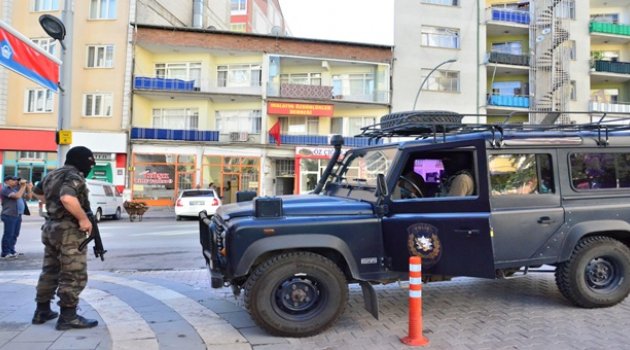 Malatya'da Özgürlükler Derneği'ne Baskın
