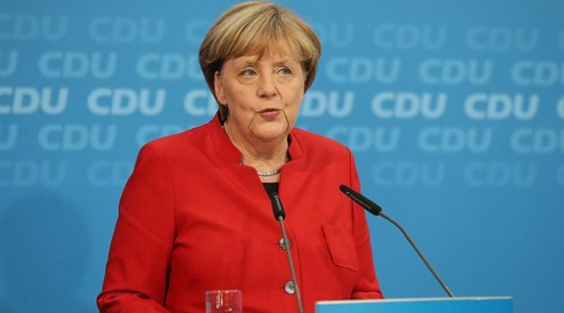 Merkel koalisyon arayışında