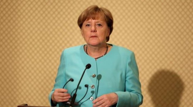 Merkel'den grup toplantısında Türkiye açıklaması
