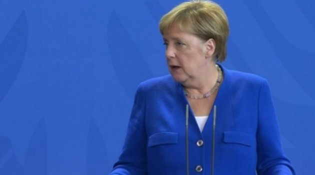 Merkel'den Suudi Arabistan'a rest