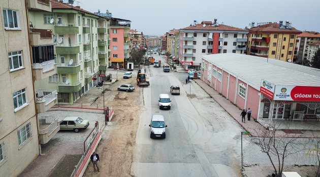 Mevlüt Aslanoğlu Caddesi yenileniyor