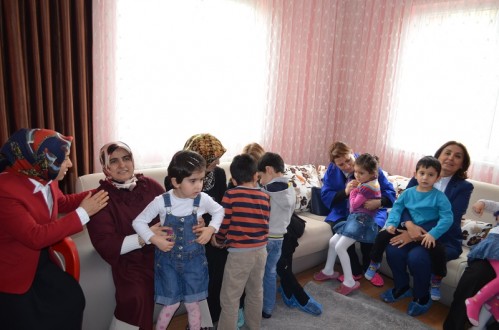 Miad Kadın Kollarından Miad Sevgi Evlerine Ziyaret