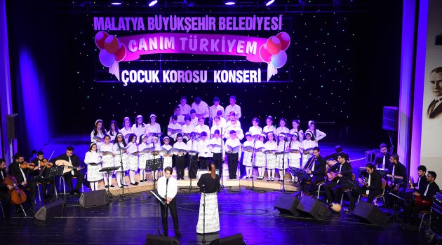 Miniklerden 'Canım Türkiyem' konseri