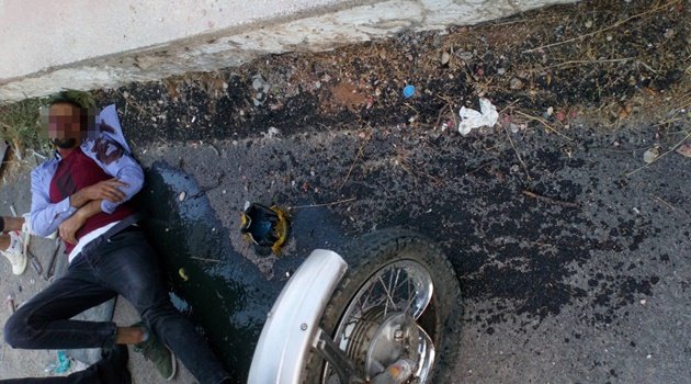 Motosiklet duvara çarptı: 1 yaralı