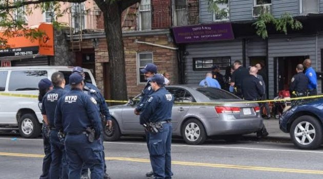 New York'ta silahlı saldırı: 4 ölü
