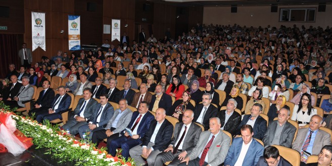 "NİYAZİ-İ MISRİ ANISINA KONSER DÜZENLENDİ"