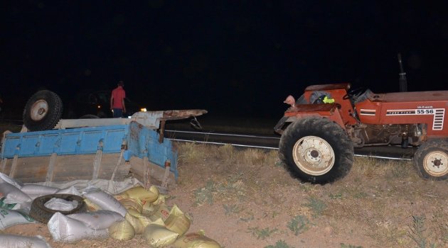 Otomobil römorka çarptı: 6 yaralı