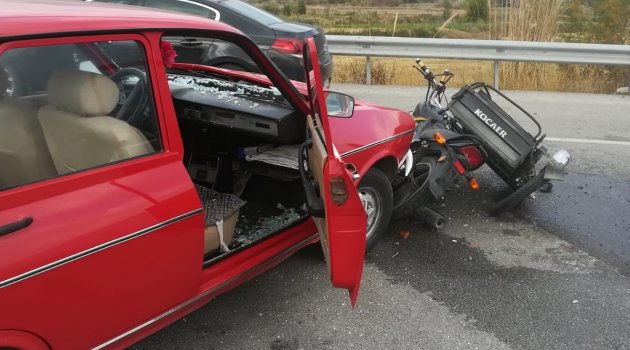 Otomobil ve motosiklet çarpıştı: 2 yaralı
