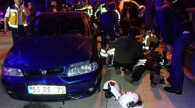 Otomobil yunus polislerine çarptı: 2 polis yaralı