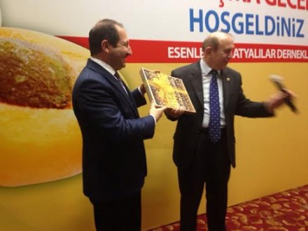 Öz, İstanbul'da Malatyalıların Birlik ve Dayanışma Buluşmalarına Katıldı