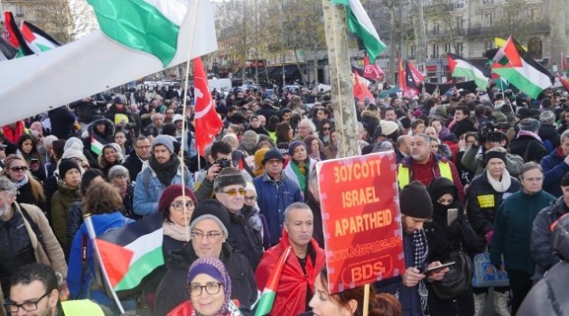 Paris'te Kudüs protestosu