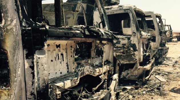 PKK'lılar şantiye basıp 12 iş makinesini ateşe verdi