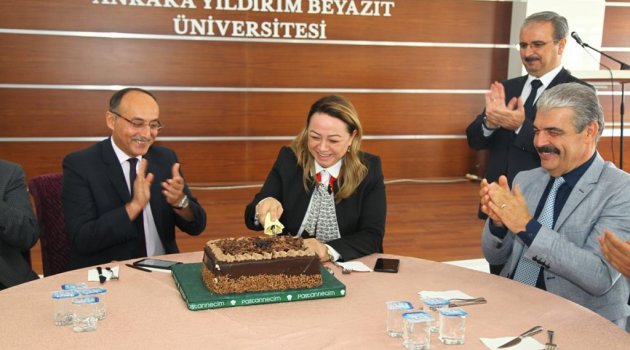Rektör Karabulut için AYBÜ'de veda töreni düzenlendi