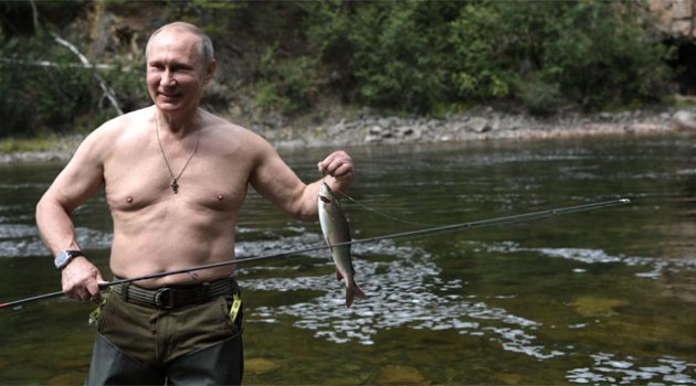 Rusya Devlet Başkanı Putin balık avında