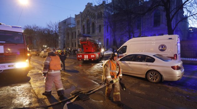 Rusya'da üniversite binası çöktü: 21 kişi enkaz altında kaldı