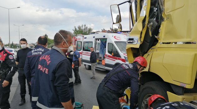 Salihli'de trafik kazası: 1 yaralı