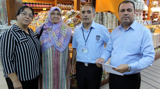 Şehit annesi kaybettiği parasına 8 gün sonra tekrar kavuştu