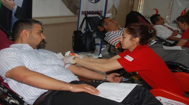 Sigorta Haftası'nda Kan Bağışı Kampanyası