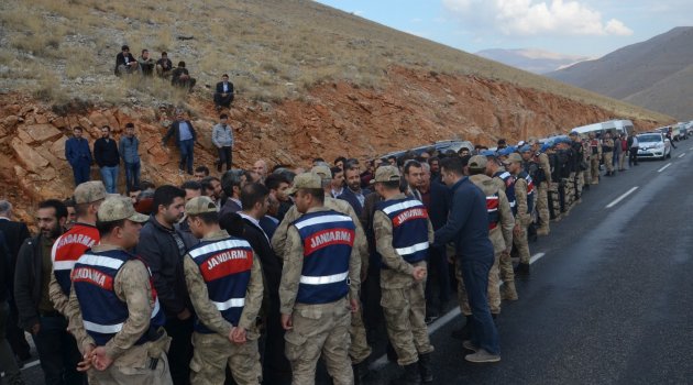 İki şehir arasındaki sınır kavgası