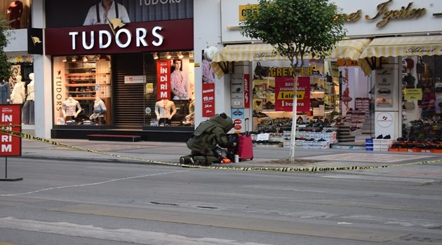 Şüpheli valiz polisi alarma geçirdi