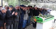 113 yaşındaki Ayşe nine toprağa verildi