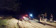 2 kişi aracın içinde ölü olarak bulundu