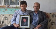 25 yıldır ağabeyini arıyor