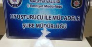 493 gram uyuşturucu madde ele geçirdi