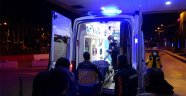 800 derecelik enjeksiyon makinesine sıkışan işçi ağır yaralandı