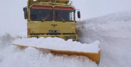 Malatya'da karla mücadele çalışmaları aralıksız sürüyor