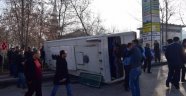 Malatya'da İşçi Servisi Devrildi: 4 yaralı