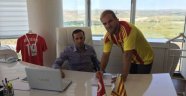 Yeni Malatyaspor'da Canbazoğlu imzayı attı