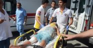 Suriyelileri taşıyan minibüs kaza yaptı: 17 yaralı