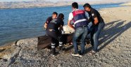 Baraj gölüne giren genç boğuldu