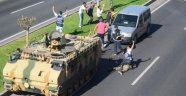 Malatya'da askerleri linçten polis kurtardı