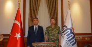 Tümgeneral Kocaoğlu Vali Toprak'ı Ziyaret Etti