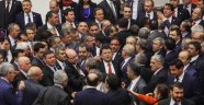 Meclis karıştı