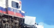 Tren kazasında yaralı sürücü hayatını kaybetti